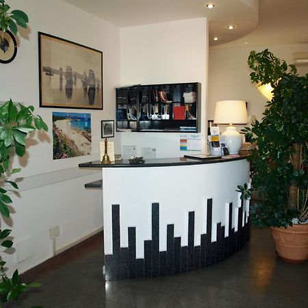 Hotel La Conchiglia La Maddalena  Dış mekan fotoğraf