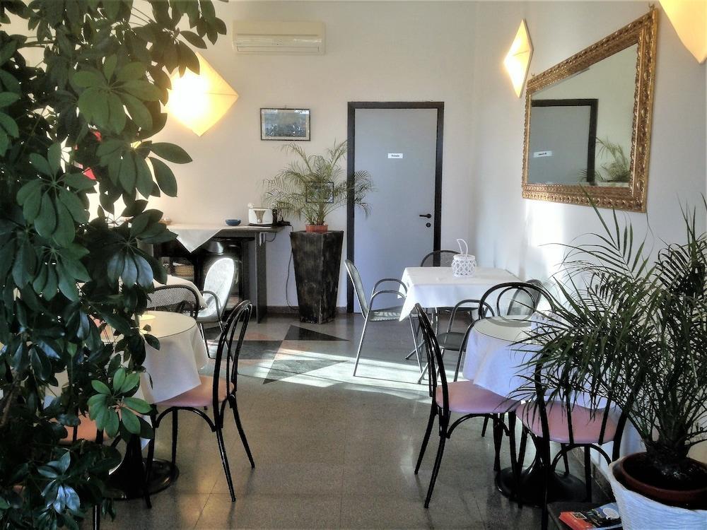Hotel La Conchiglia La Maddalena  Dış mekan fotoğraf